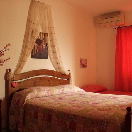 Bed and Breakfast Le Rocce SantʼAgata deʼ Goti Exterior foto