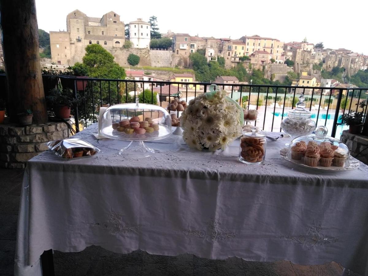 Bed and Breakfast Le Rocce SantʼAgata deʼ Goti Exterior foto